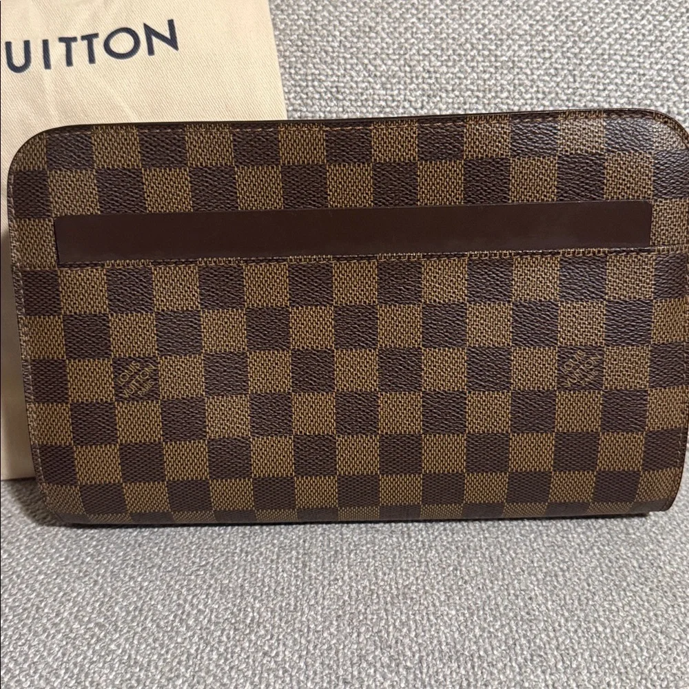 Louis Vuitton Damier Ebene Saint Louis Wristlet Authentic Brown, Unisex